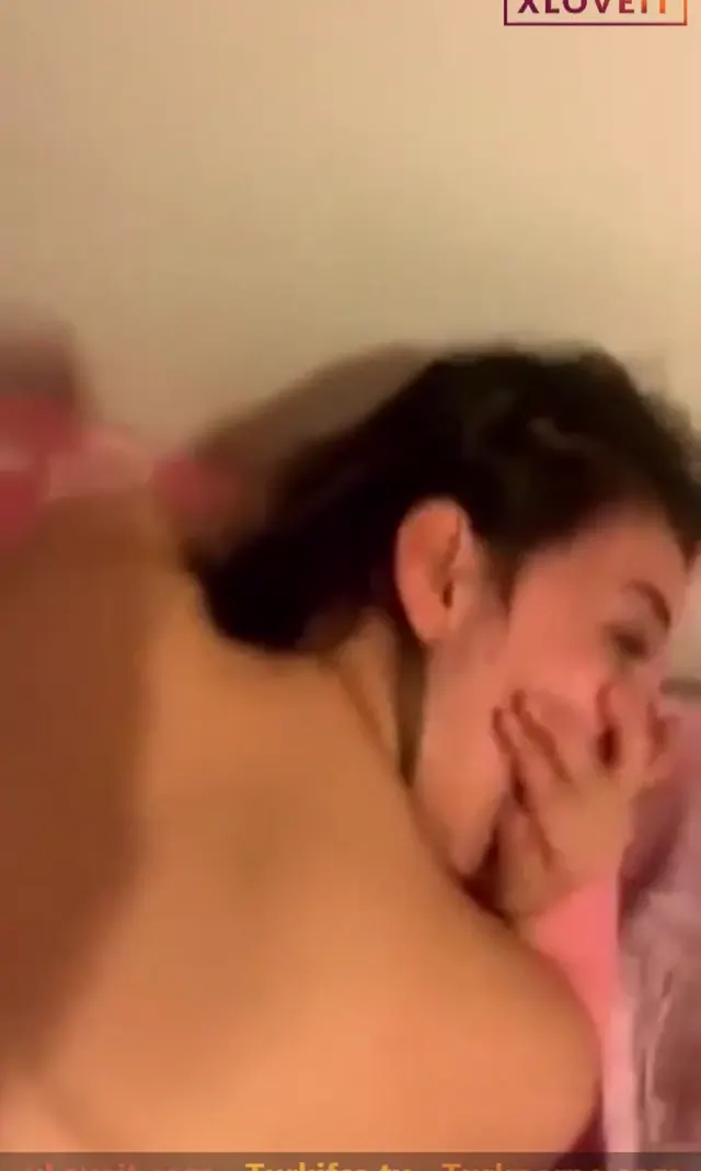 Yaprak Toprak — Canlı Seks Yaprak Toprak dalgayı yalayıp içine aldı · sahne 3