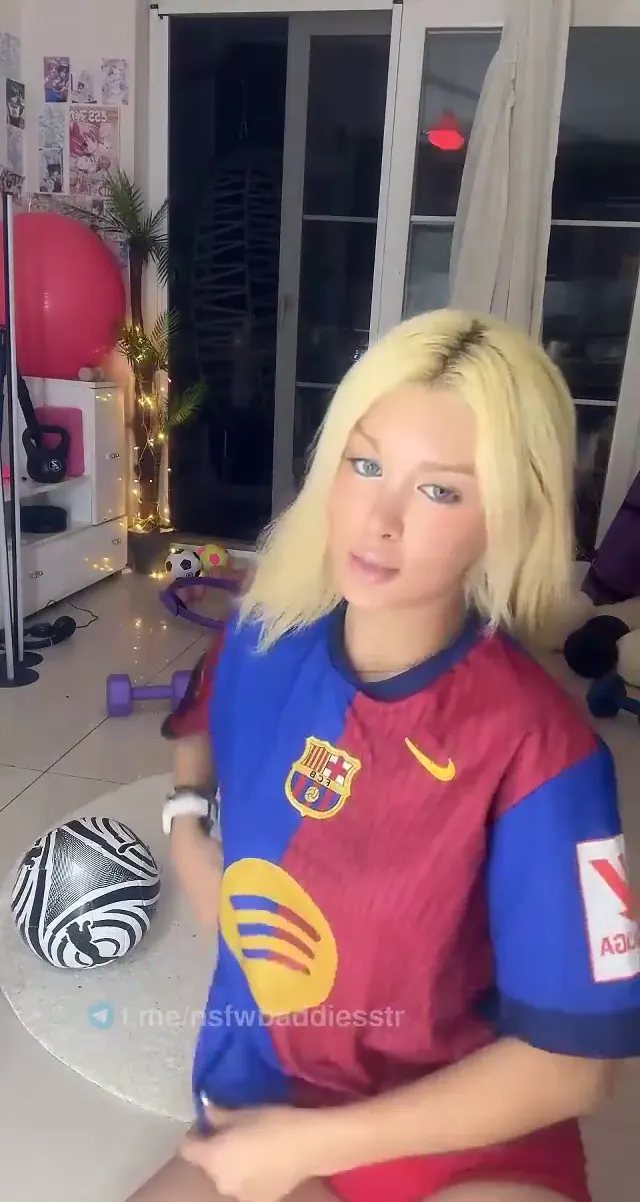 Tiktok MissHoca ifşa – Yayın videosu Vol 2 — MissHoca — Canlı Yayınlar · sahne 1