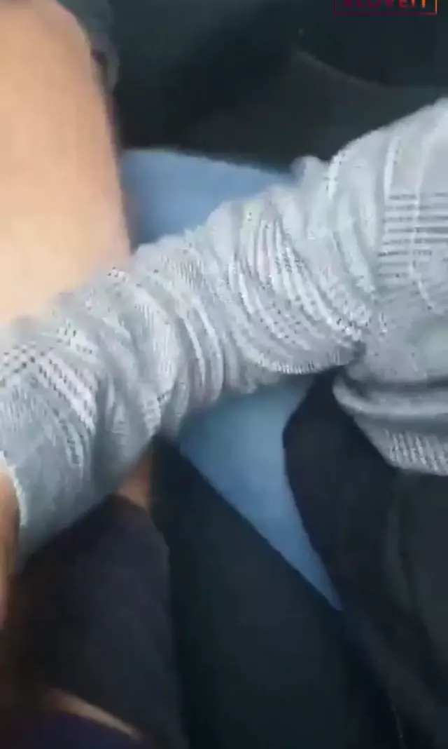 Türbanlı çıtırı lüks arabasında götürdü — Amatör Porno · sahne 2