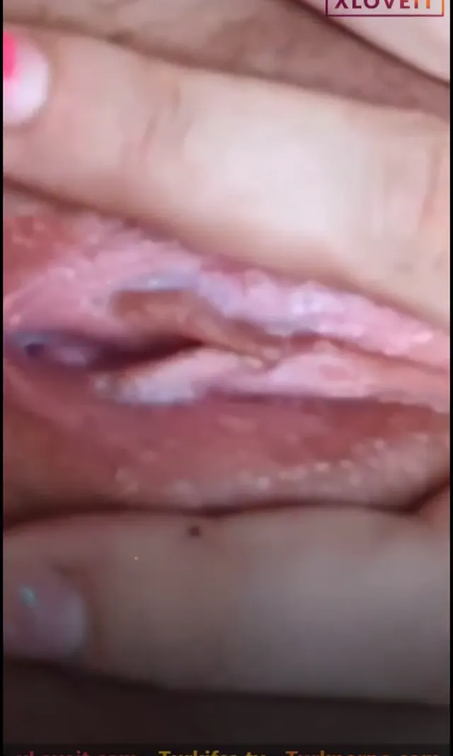 Gülay Akgül — Gülay Akgül ifşa Namı değer Viki Gülay Lez video · sahne 2