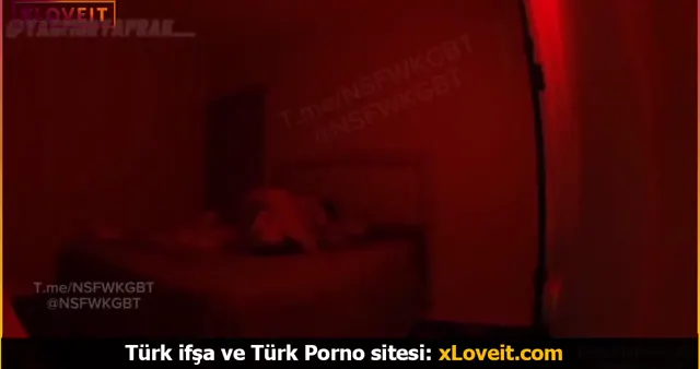 Yağmur Yaprak porno ifşa sakso sex — Amatör Porno · sahne 2