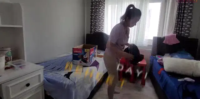 Zeynep Tümbek ifşa Katıl Youtube Part 18 seyret — Zeynep Tümbek — Bedava Porno · sahne 3