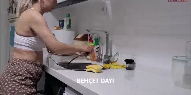 Zeynep Tümbek ifşa Katıl Youtube Part 73 seyret — Zeynep Tümbek — Bedava Porno · sahne 1