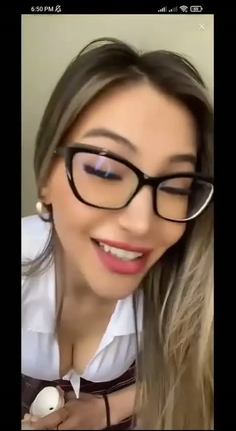 Azdırıcı Dans Yapan Bigo Türk Yayıncılar