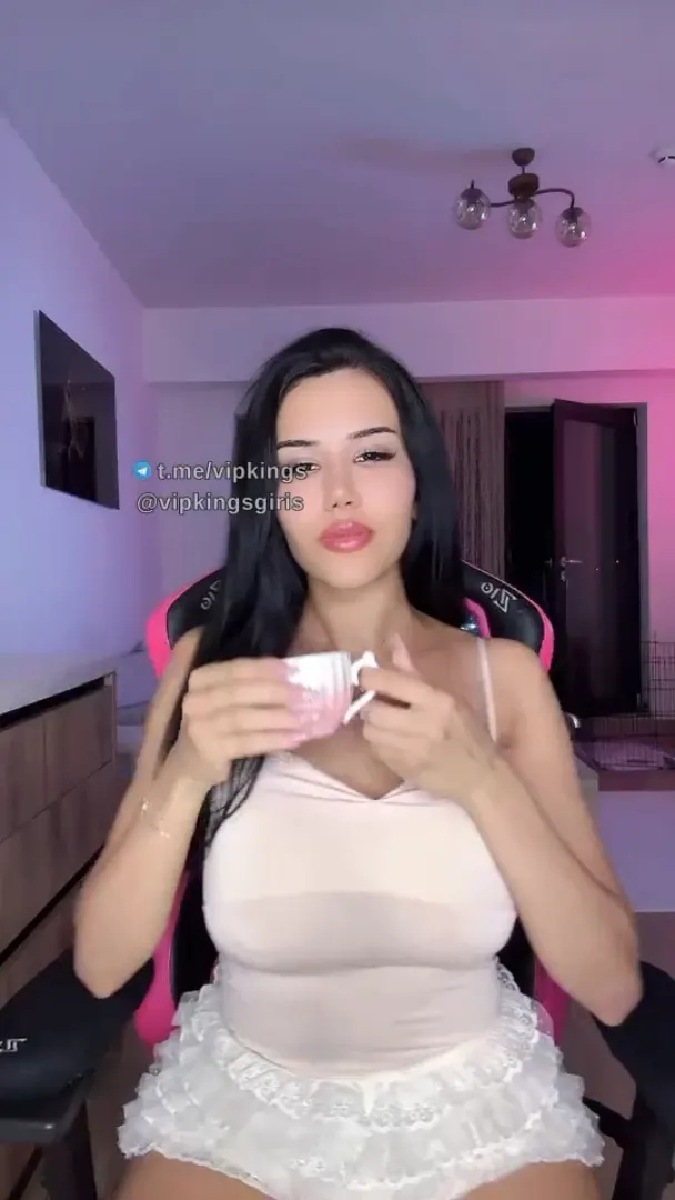 Bigo Yayınları — Bigo Burcu ifşa Esmer hatun canlı yayında