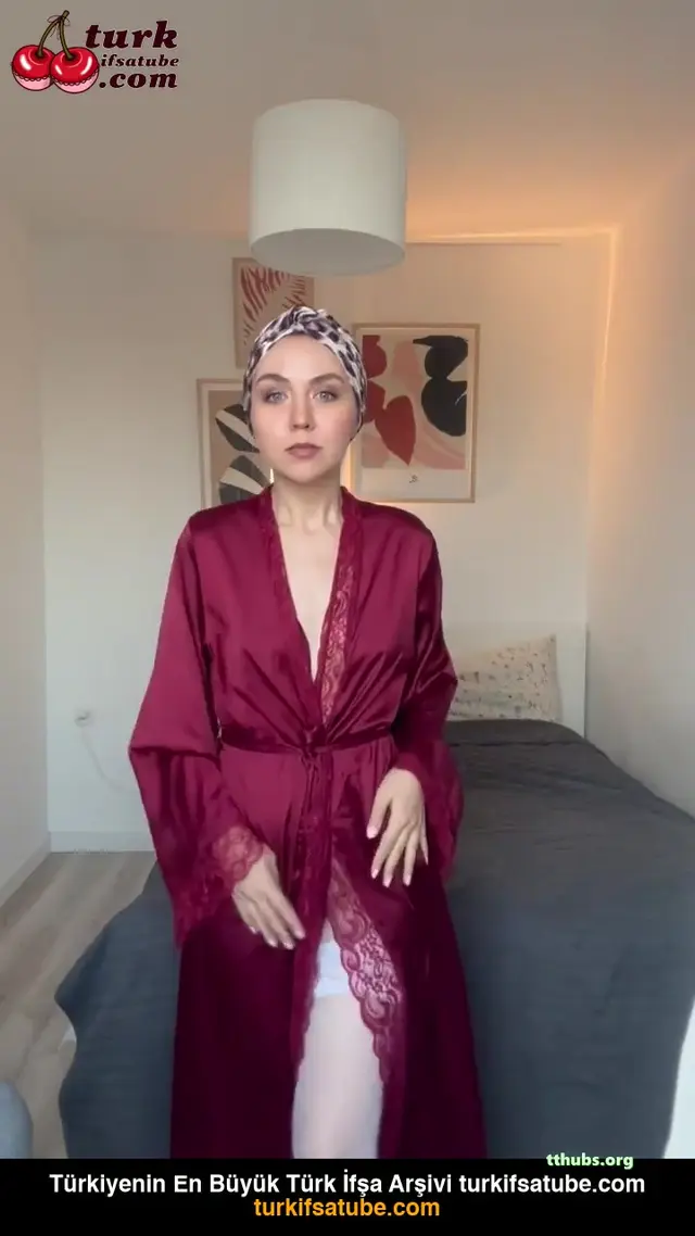 Türk ifşa — Cigdemin Ciplak Hayat Hikayesi