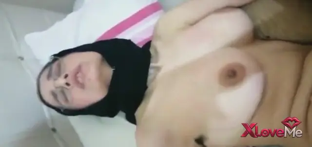 HijabPornQueen ifşa Türbanlı sevimden sex nude videolar — HijabPornQueen