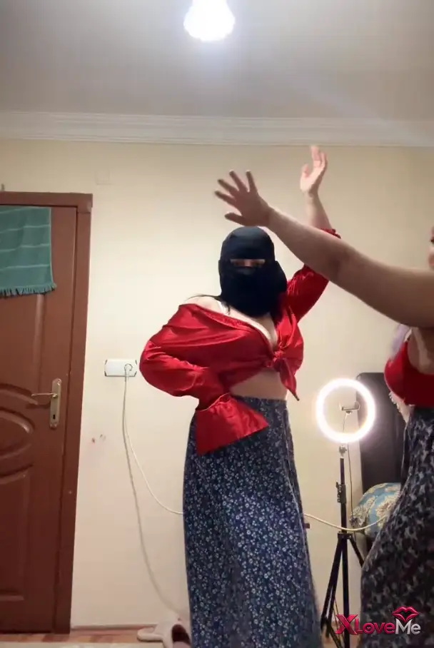 Tesettürlü — iranlı Ayşe ifşa 2 Türbanlı kaşar canlı yayında