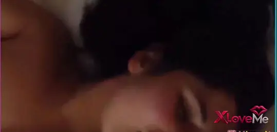 Konulu Porno — Liseli Kızın ilk sevişme sakso tecrübeleri
