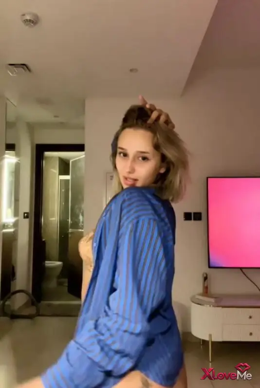 Naz Elbir ifşa seksi dansıyla izleyenleri büyüledi — Naz Elbir