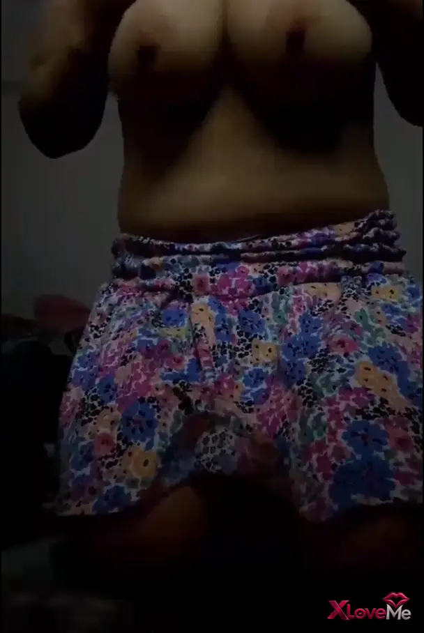 Liseli — Nazmiye ifşa 3 genç kız Tango yayınında