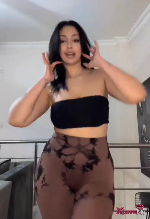 Bigo NehirPP ifşa Seksi taytıyla canlı yayın yaptı — Nehirpp