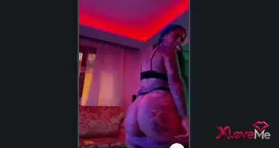 Tiktok ifşa — Raperin ifşa Külotunu indirip twerk yaptı — Raperin Yılmaz