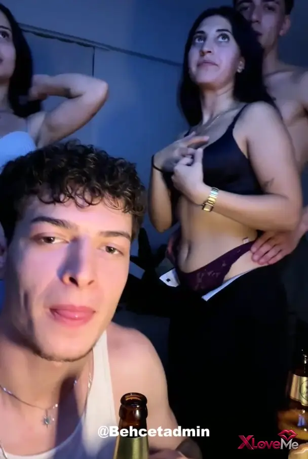 Reklamsız Porno — Rio ifşa 2 Kız 2 Erkek izleyenleri coşturdu