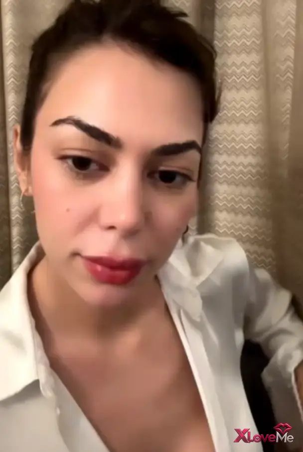 Şeydanur Tunç ifşa Seksi hatun canlı yayın yaptı — Şeydanur Tunç