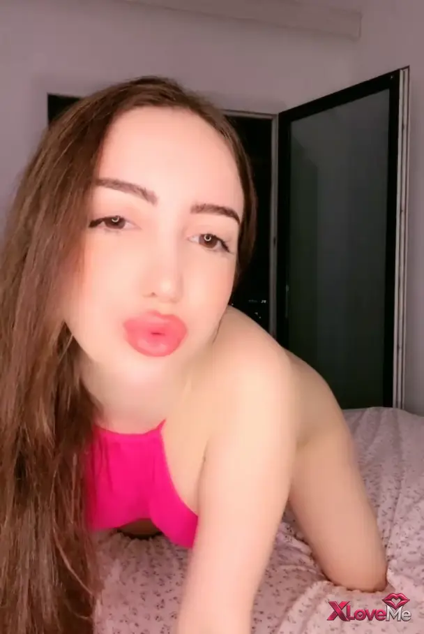 Tango Beril ifşa Çıtır Türk kızından nude yayın seyret — Tango Beril
