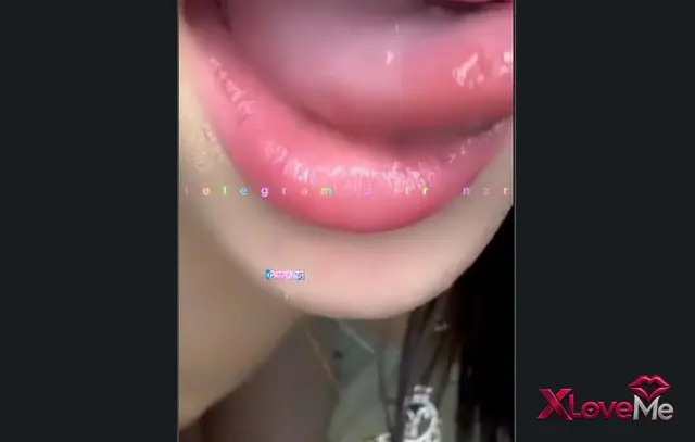 Tango Damla ifşa nude 2 kız — Tango Damla