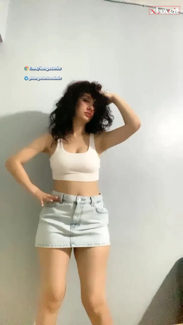 Türk İfşa Sitesi — Tango Elo ifşa Seksi kıvırcık hatundan yayın