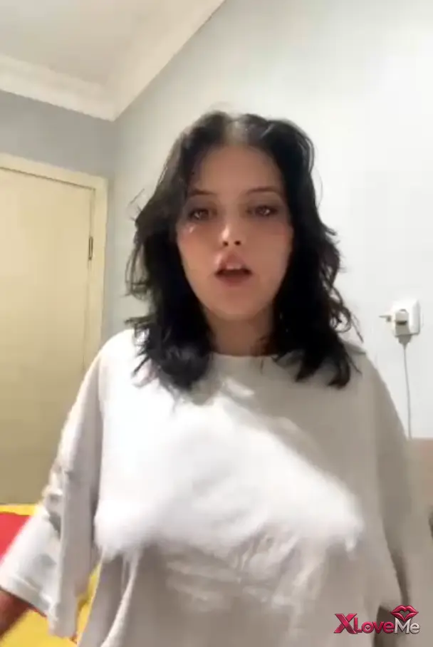 Çıtır Porno — Tango Süt ifşa Kısa boylu kızdan video seyret