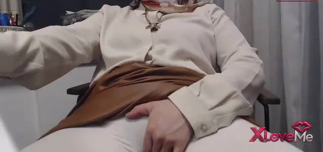 Köylü Porno — Xprensesx ifşa Türbanlı Milf yayında herşeyini sergiledi — xprensesx