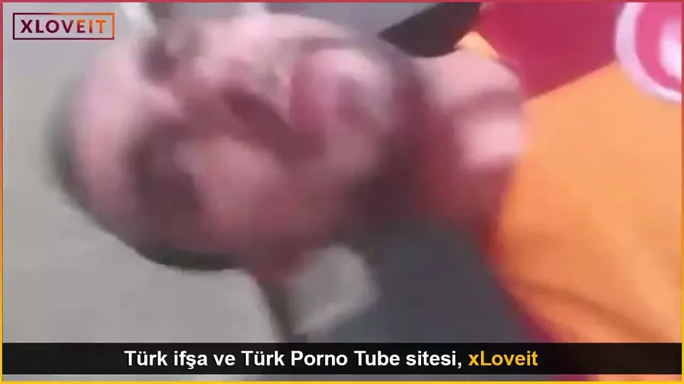 Cimbomlu eleman Fenerli kızı sikiyor formasıyla — Amatör Porno