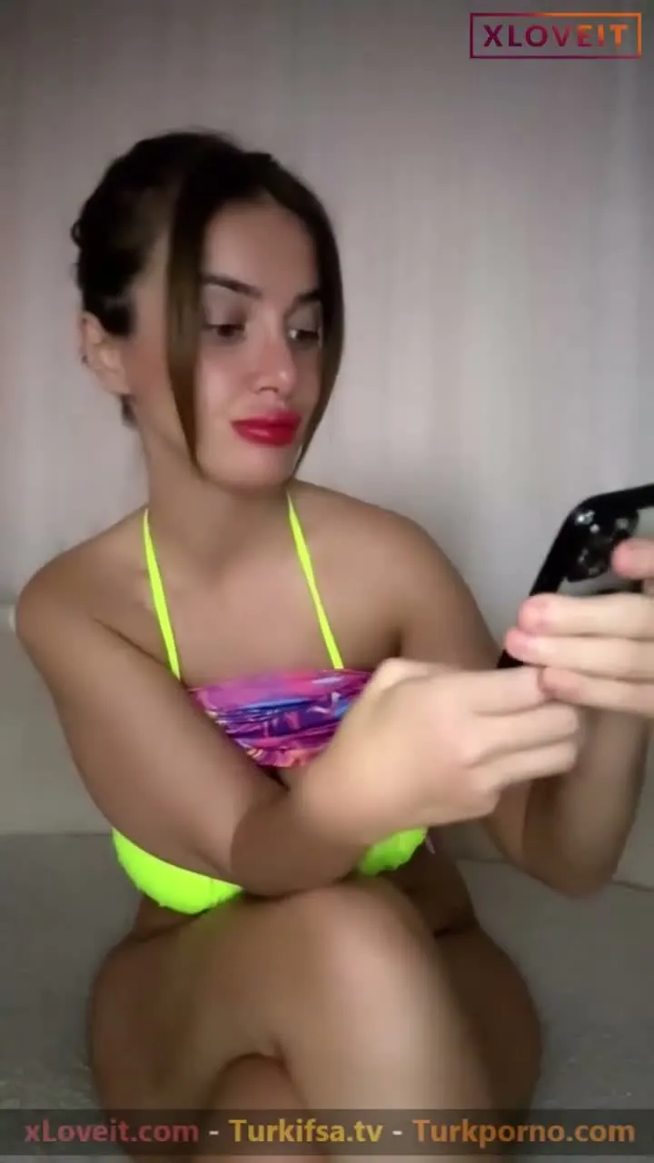 Dancer Aybik ifşa Bir bacak göt var dorseye sığmaz — Tango Aybik — Canlı Yayınlar