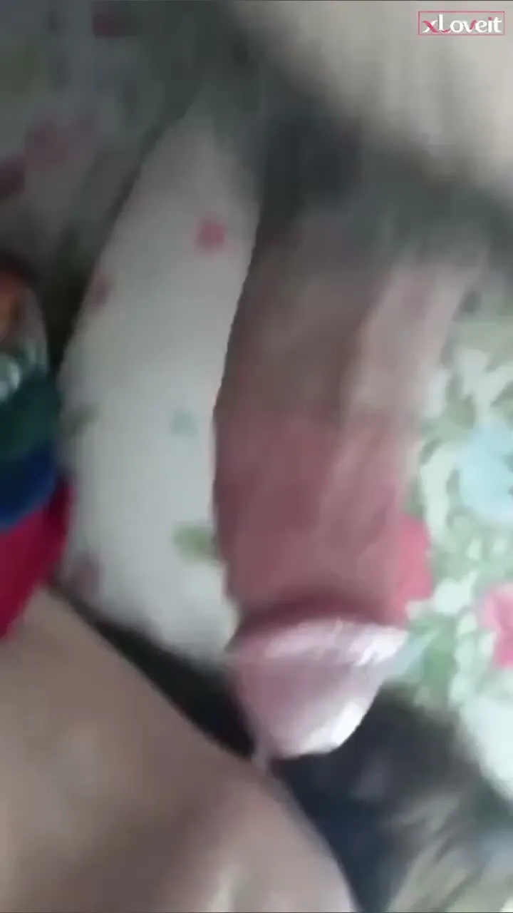 Enişte Porno Baldız sakso çekip büyük yarrak yedi — Amatör Porno