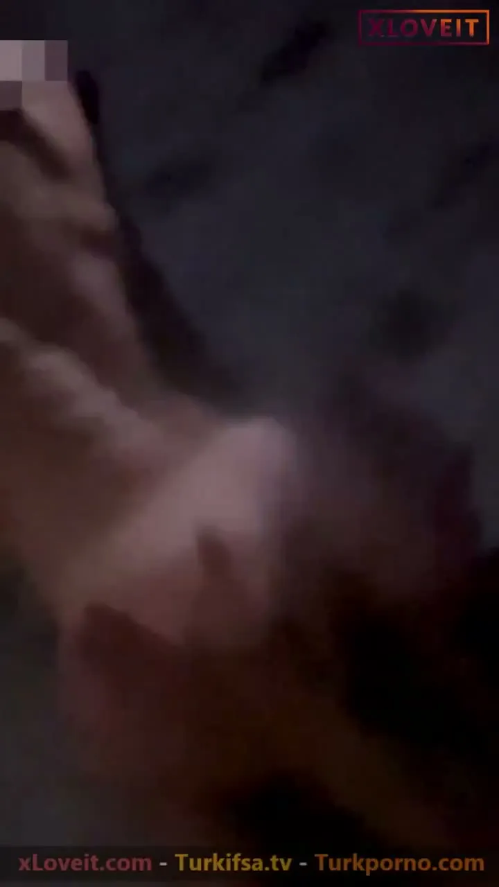 Cuckold Porno Hotwife Ceyda dostuna sikilirken kocası sırtına boşaldı — Hotwife Ceyda — Amatör Porno