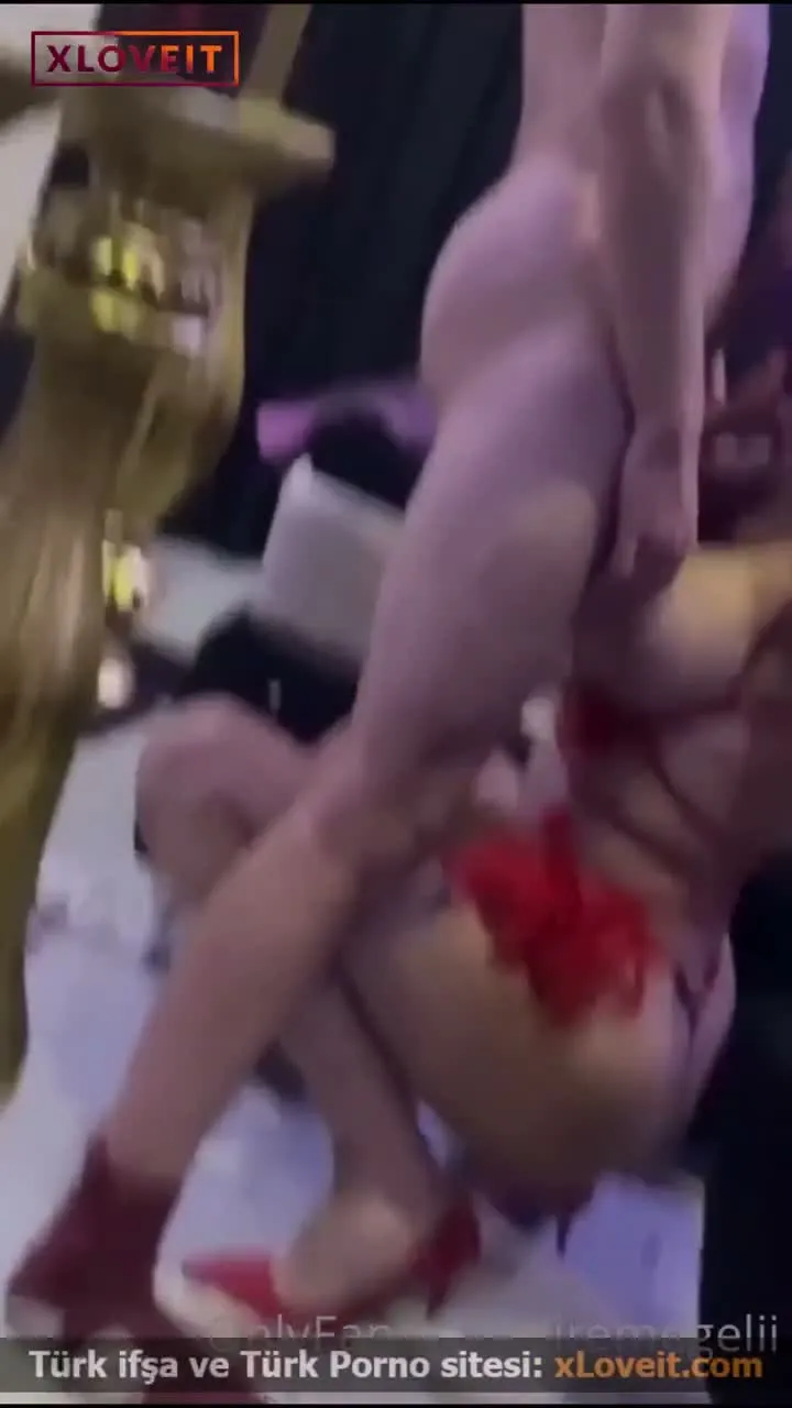 irem egeli ifşa sakso video — Amatör Porno