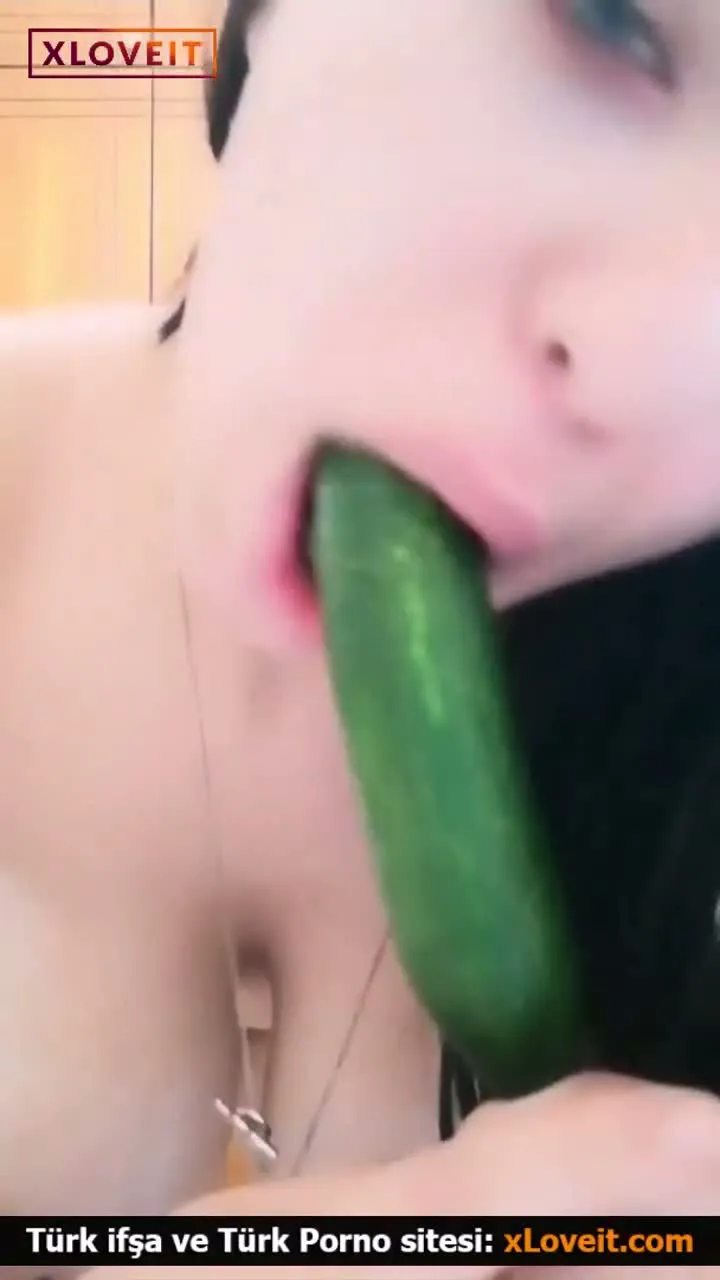 Kuduruk Tuğba ifşa nude kafam kadar meme — Türk ifşa