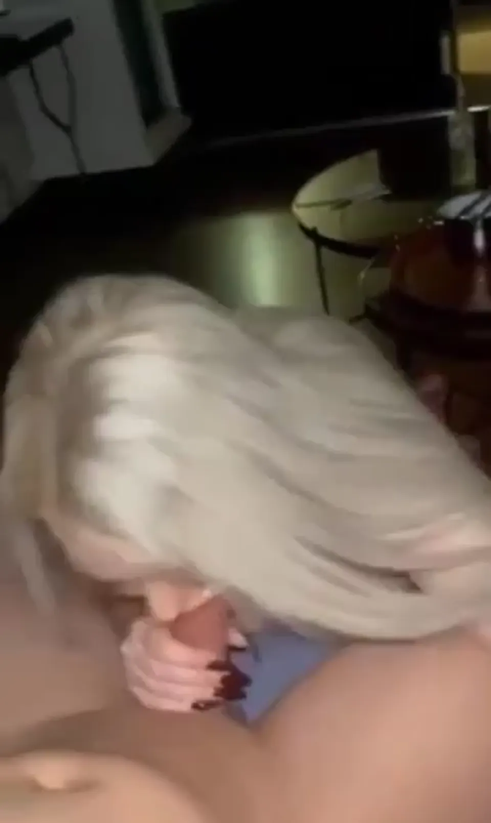 Parasını verip döve döve sikti — HelloDespina — Amatör Porno