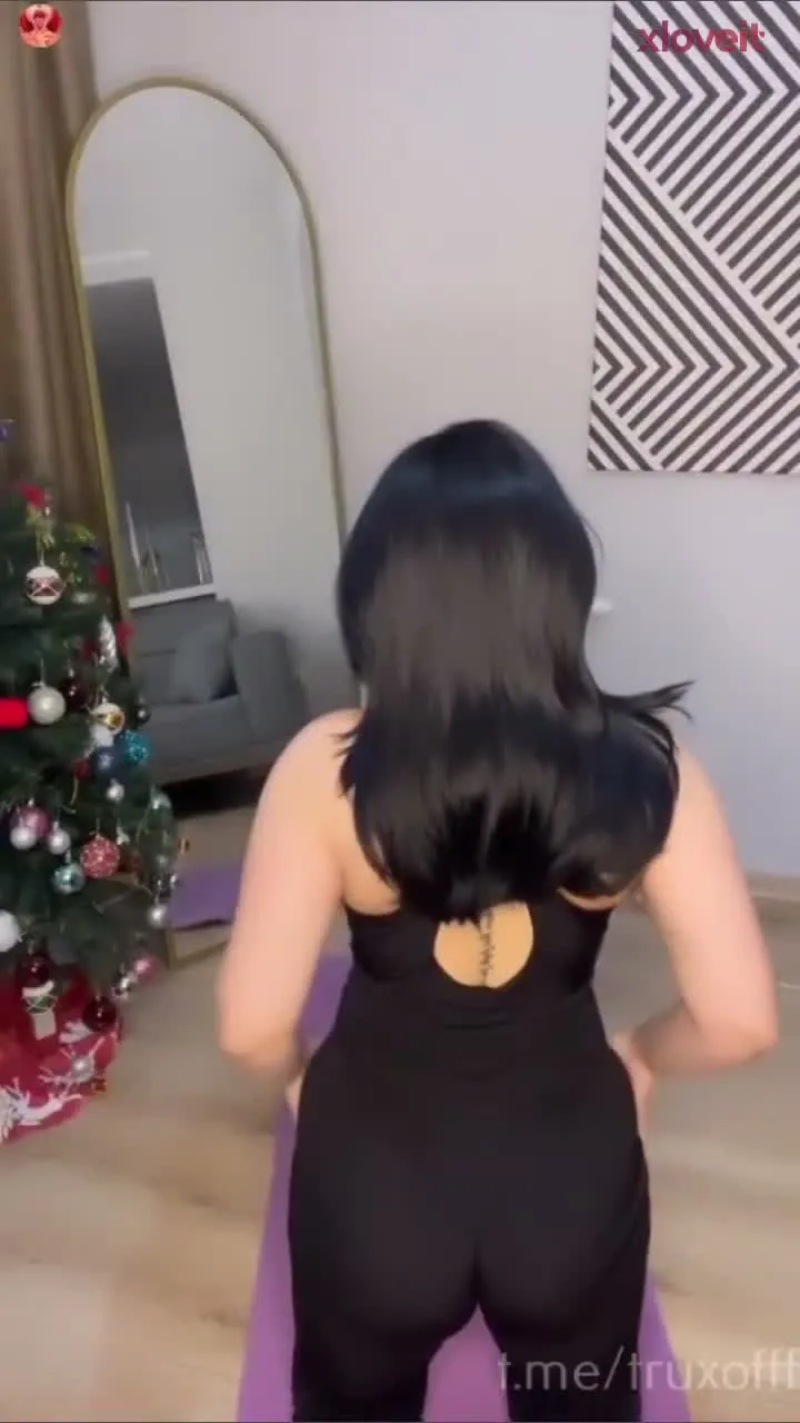 Sarem Uysal ifşa Kaarışık nude videoları son part — Sarem Uysal — Türk ifşa