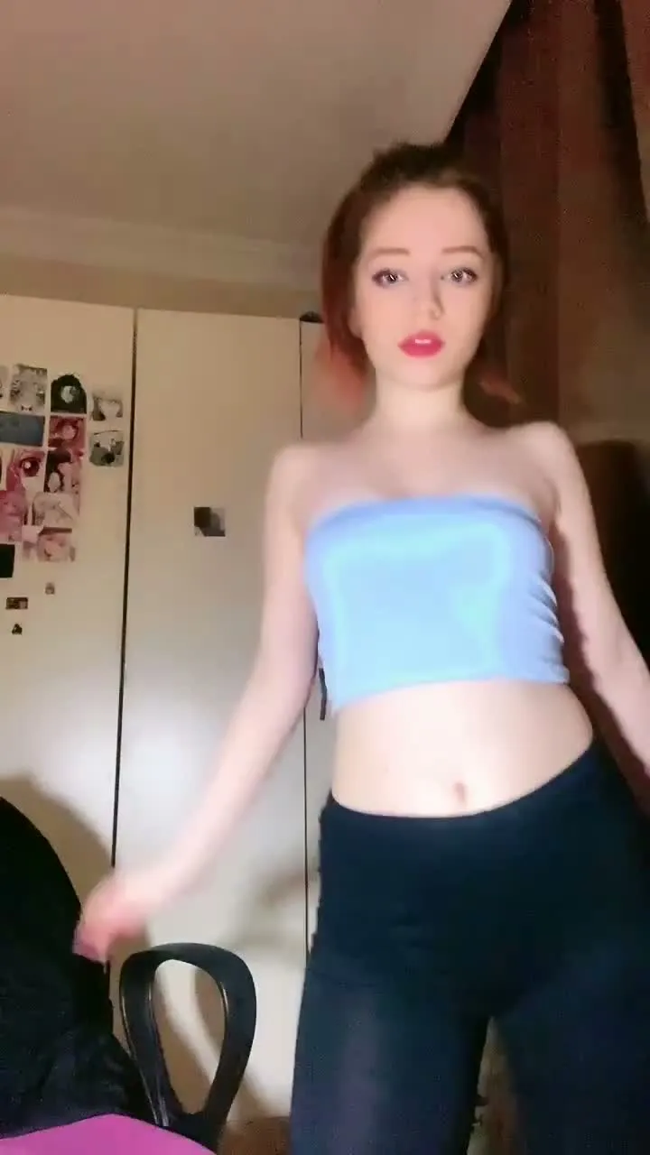 Sena Gray Miyaw ifşa Türk lolita kız yayın seyret — Sena Gray — Canlı Yayınlar