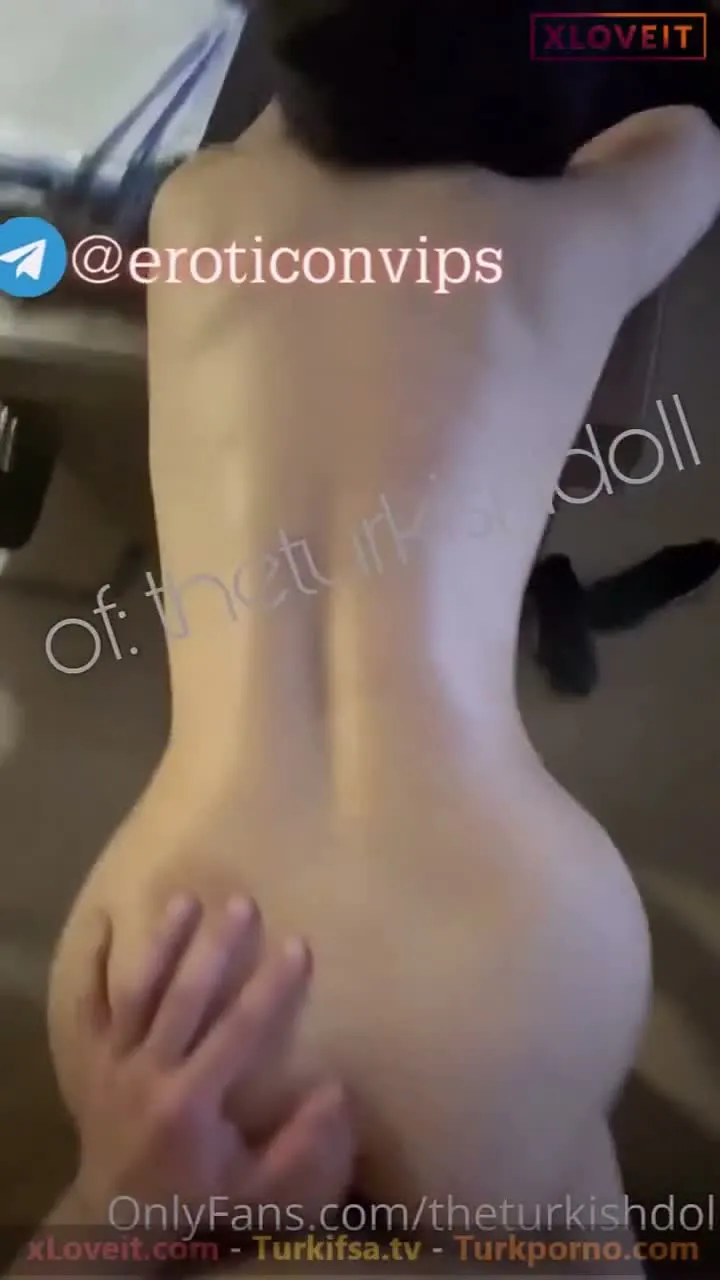 Sikiş video The Turkish Doll inleyerek siktirdi — Amatör Porno