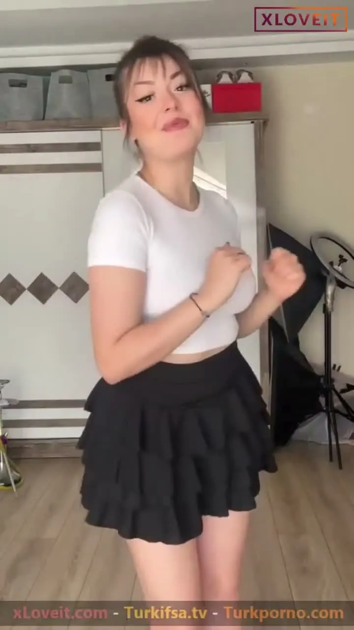 Simge Barankoğlu ifşa 6 farklı videosunu seyret — Simge Barankoğlu — Türk ifşa
