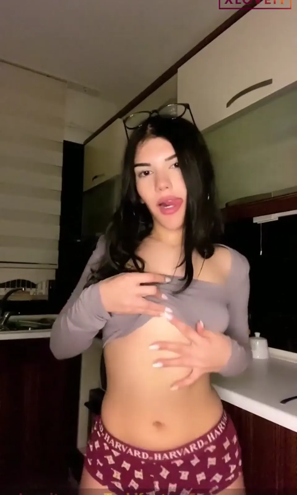 Sisi Kül Kedisi ifşa Sexy Türk kızından güzel yayın — Canlı Yayınlar