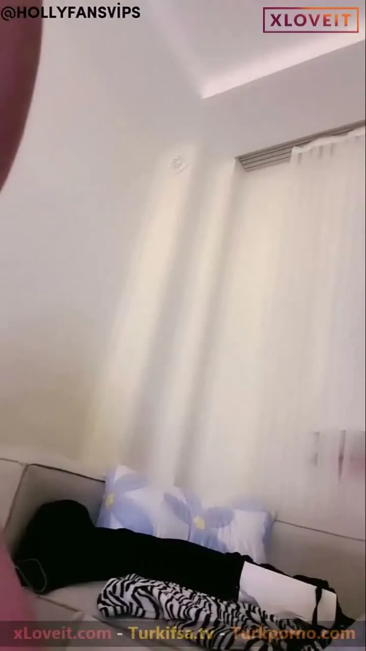 Tango Ilgın ifşa Eteğini sıyırıp dildoya oturdu — Tango Ilgın — Türk ifşa