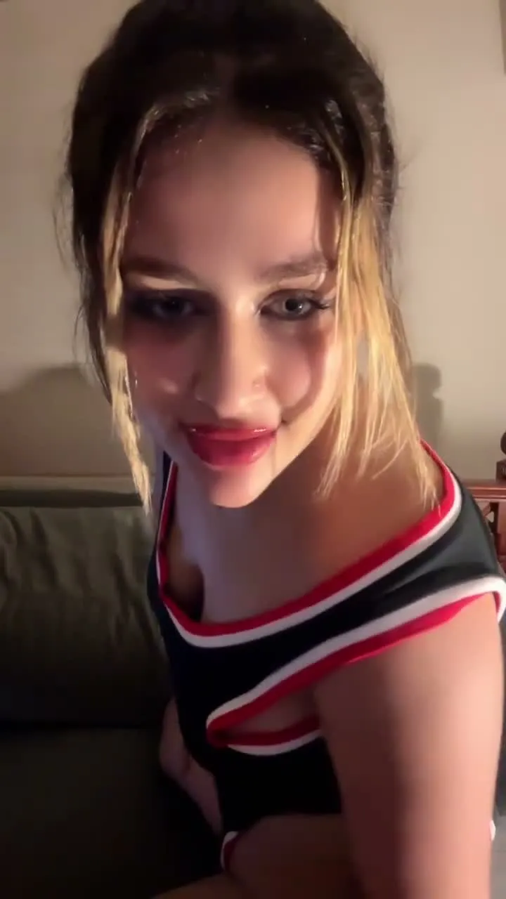 Türk ifşa Tango irina yayın videosu izle — Tango irina — Canlı Yayınlar