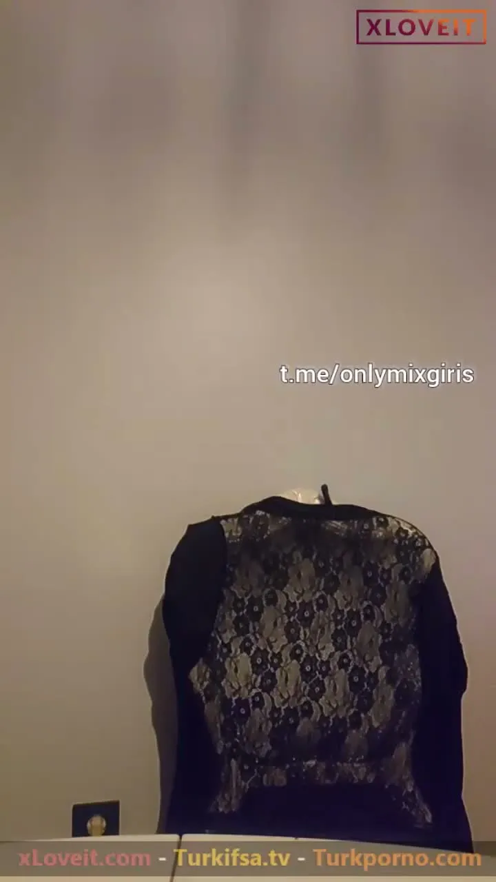 Tango Lily W ifşa Seksi Türk olgun canlı seyret — Tango Lily W — Canlı Yayınlar