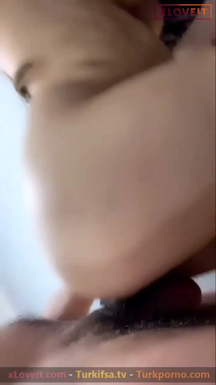 Türk Seks video Tango Melis doggy sikiş yaptı — Amatör Porno