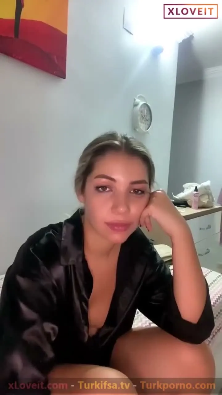 Tango Merve ifşa 2 hatunun canlı yayınını seyret — Tango Merve — Canlı Yayınlar