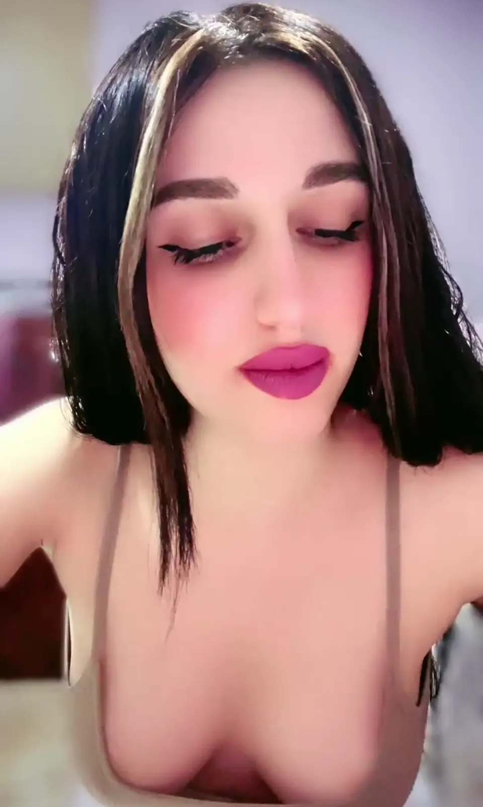 Tango Soli bıngıl bıngıl memeli yayını — Canlı Yayınlar