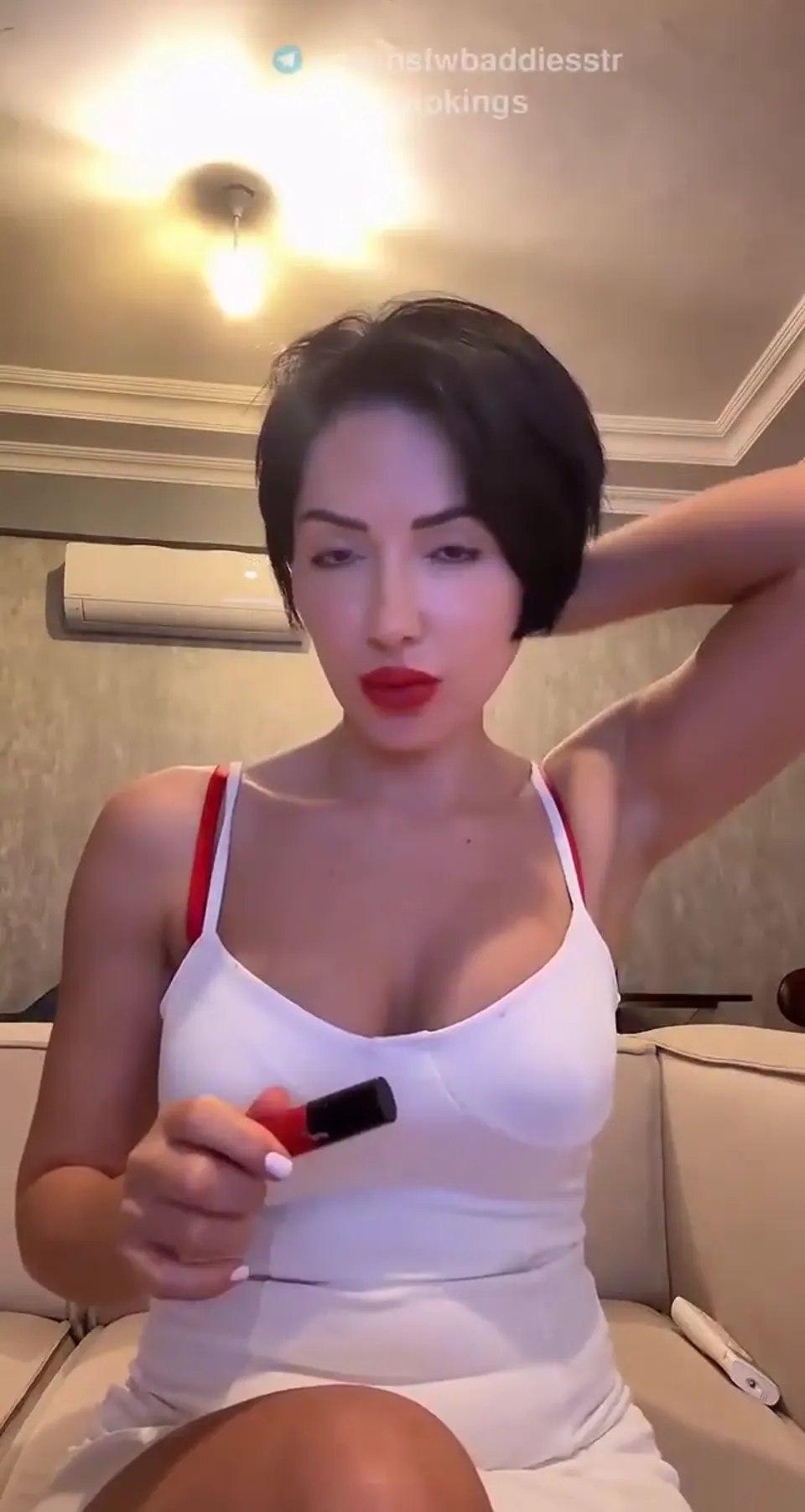 Tiktok ifşa Melis canlı yayınından video — Canlı Yayınlar