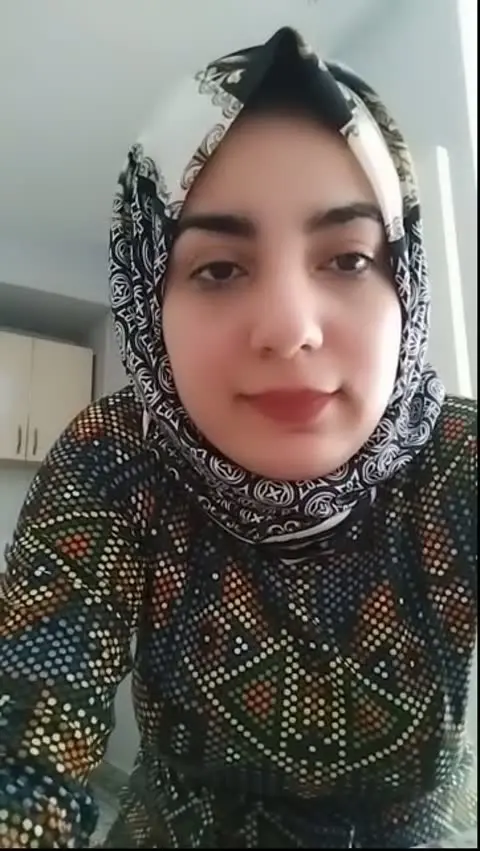 Türbanli Öğretmen — Türk ifşa