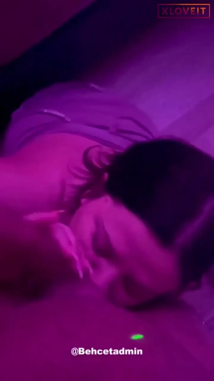 Zeynep Nur Maviş Porno Kol gibi yarağa sakso çekti — Zeynep Nur Maviş — Amatör Porno